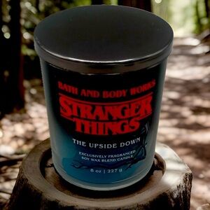Bath & Body Works STRANGER THINGS Single Wick Candle “The Upside Down World” NEW